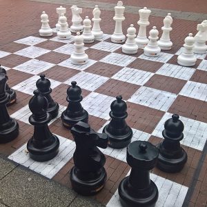 558